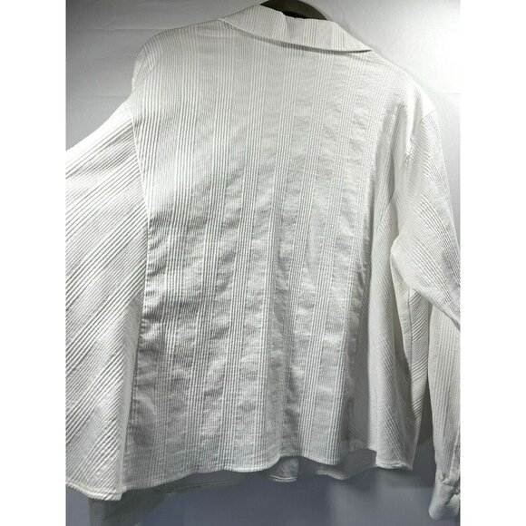 Talbots Plus Women's Top 18W Button Up Solid White Shirt Blouse Square Buttons - Picture 11 of 12